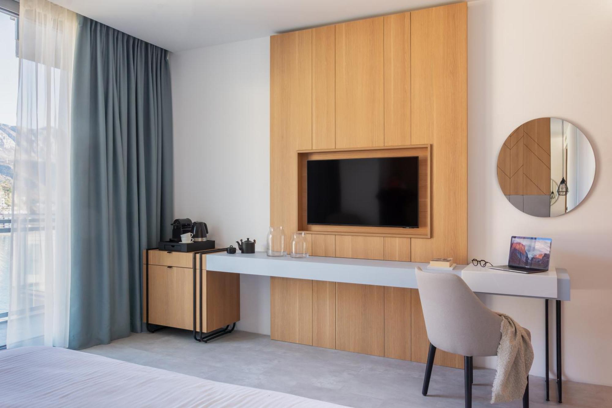 Hotel Ponta Plaza Conference & Spa Budva Luaran gambar
